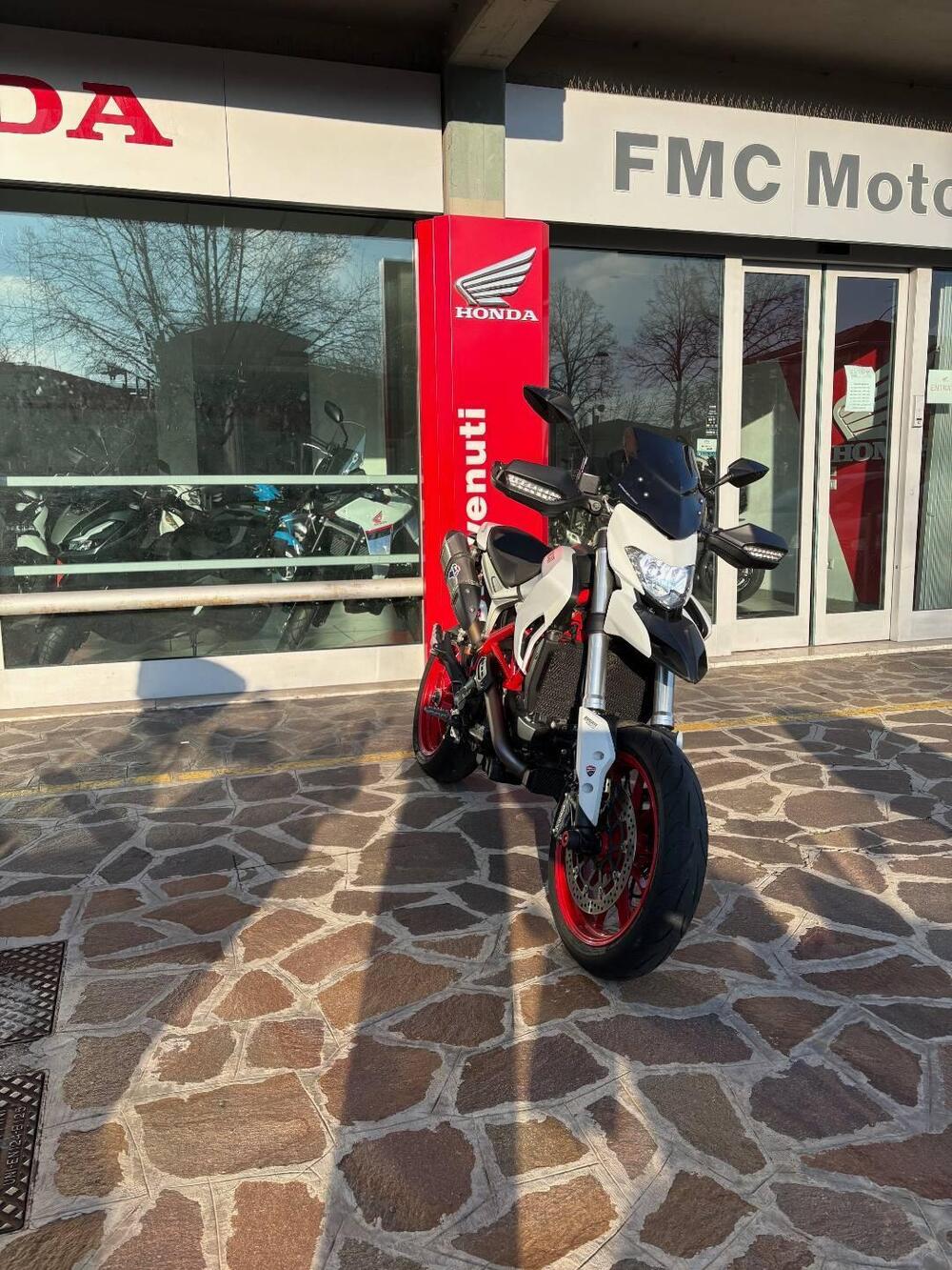 Ducati Hypermotard 939 (2016 - 18) (5)