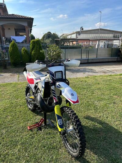 Husqvarna TE 300i (2019) usata