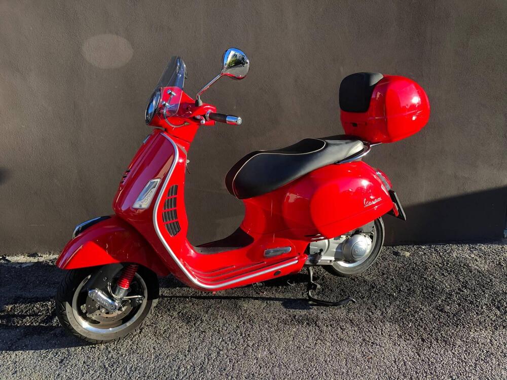 Vespa GTS 300 Super (2017 - 18) (5)