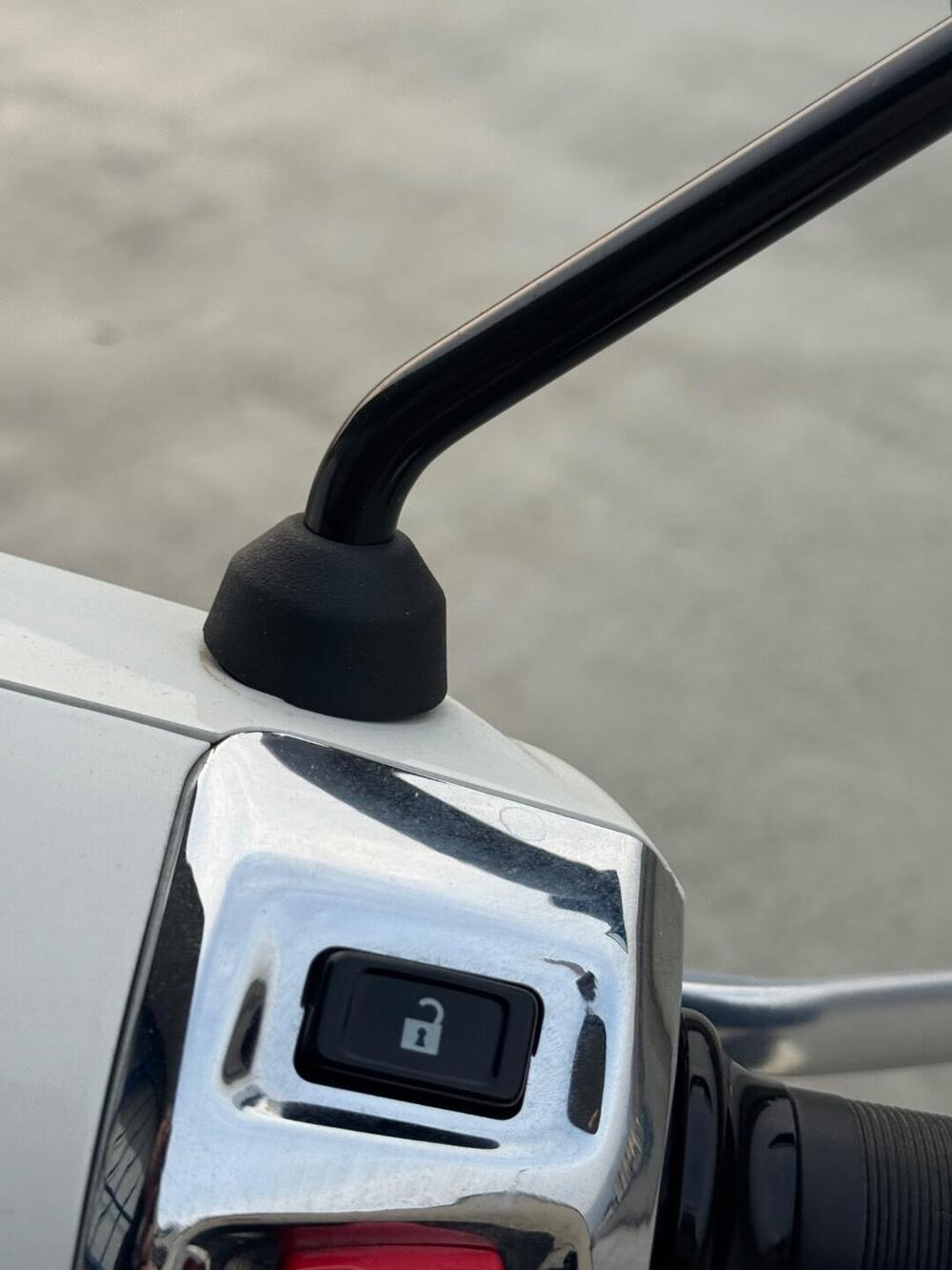 Vespa GTS 300 Super Sport (2023 - 24) (7)