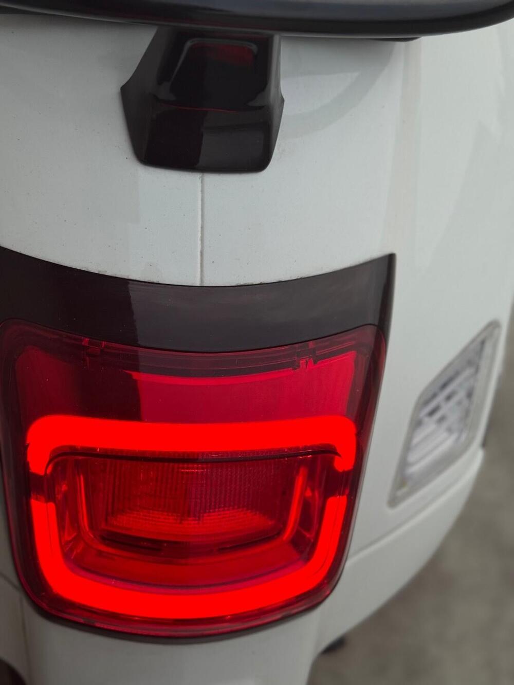 Vespa GTS 300 Super Sport (2023 - 24) (10)