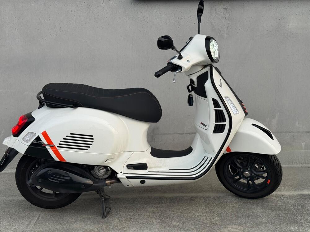 Vespa GTS 300 Super Sport (2023 - 24) (13)