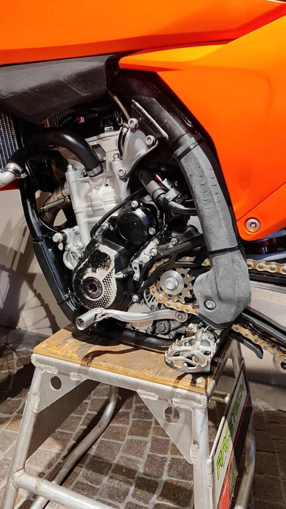 KTM 250 SX-F (2024) (8)