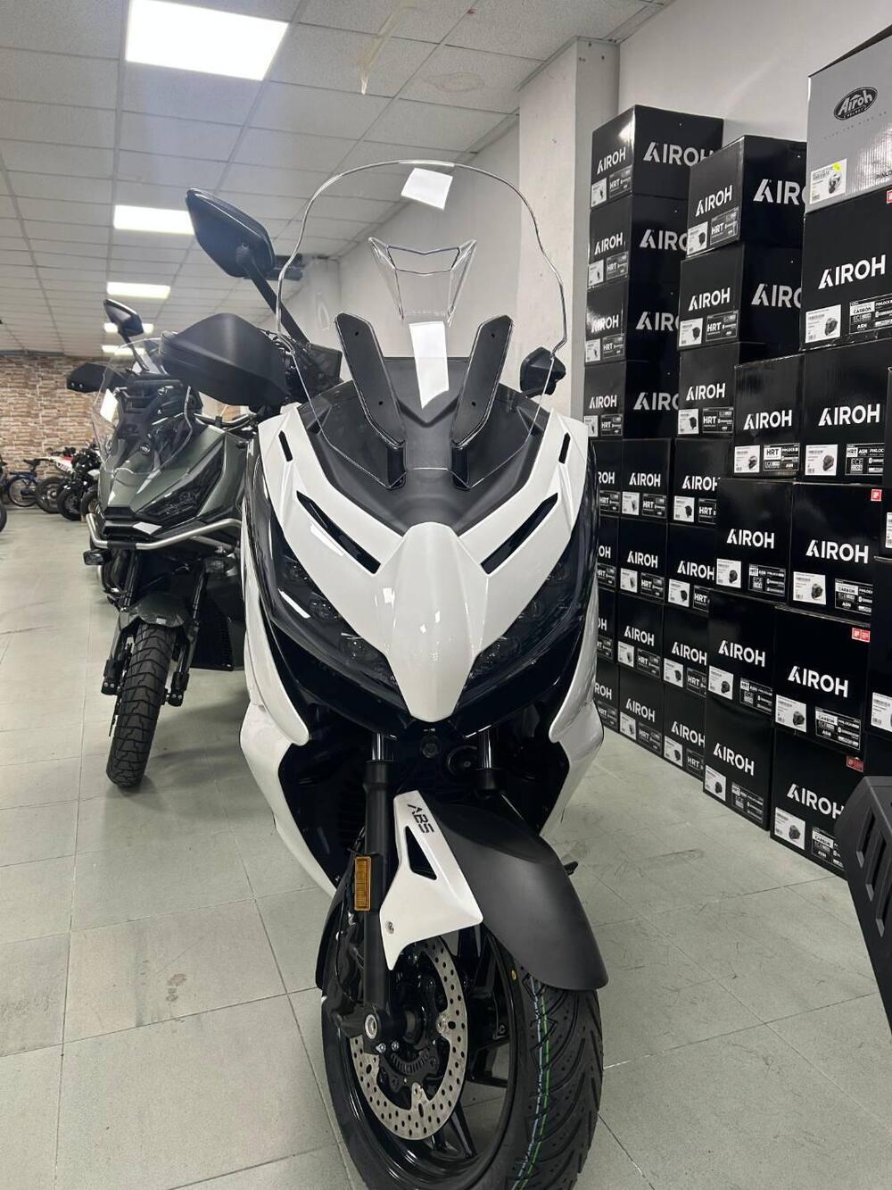 Zontes ZT368-E (2025 - 26) (3)