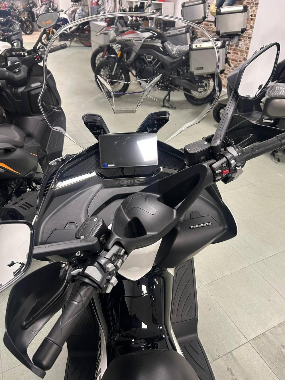 Zontes ZT368-E (2025 - 26) (4)