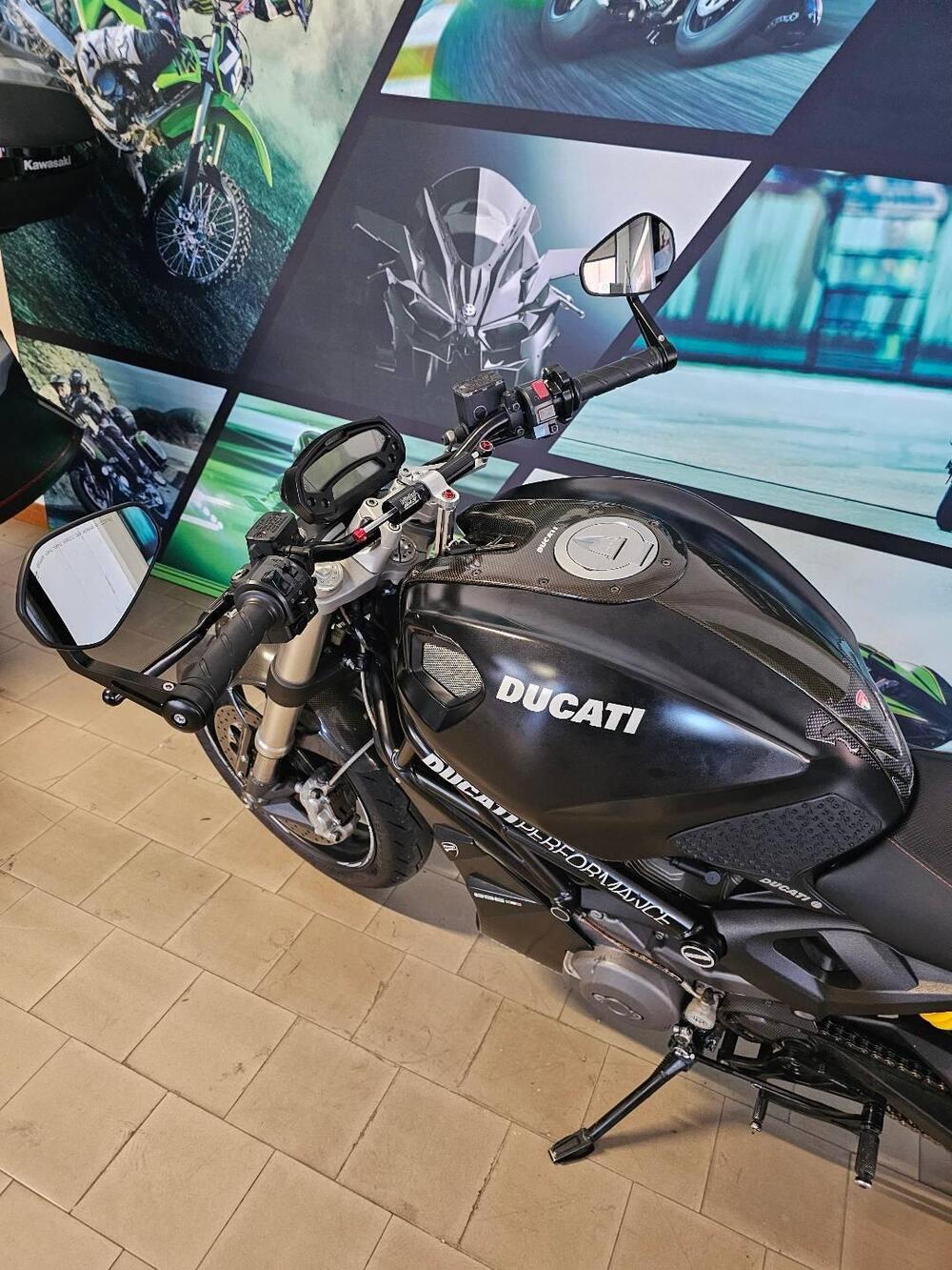 Ducati Monster 696 (2008 - 13) (2)