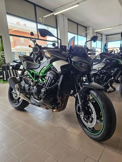 Kawasaki Z 900 (2025 - 26) nuova