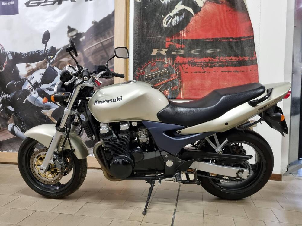 Kawasaki ZR-7 (1999 - 00) (5)