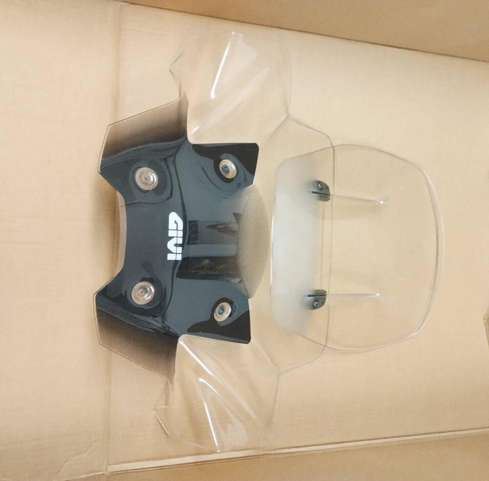 Parabrezza Givi Honda Forza 750 2021 - 2024 (10)