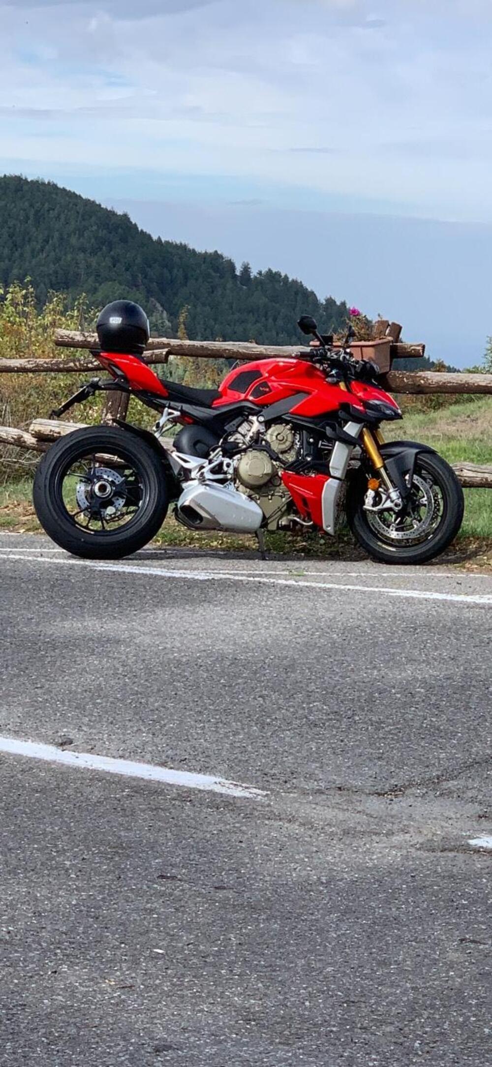 Ducati Streetfighter V4 1100 S (2021 - 22)