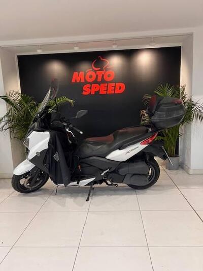 Yamaha X-Max 250 (2014 - 16) usata