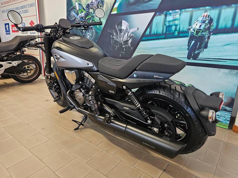 QJ Motor SRV 600 V (2025 - 26) (2)