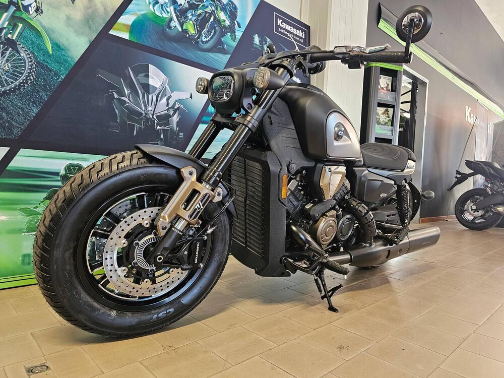 QJ Motor SRV 600 V (2025 - 26) (3)