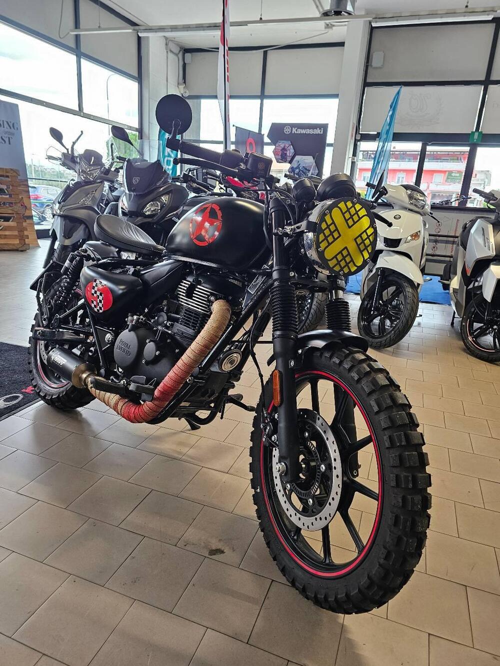 Royal Enfield Meteor 350 (2021 - 26) (6)