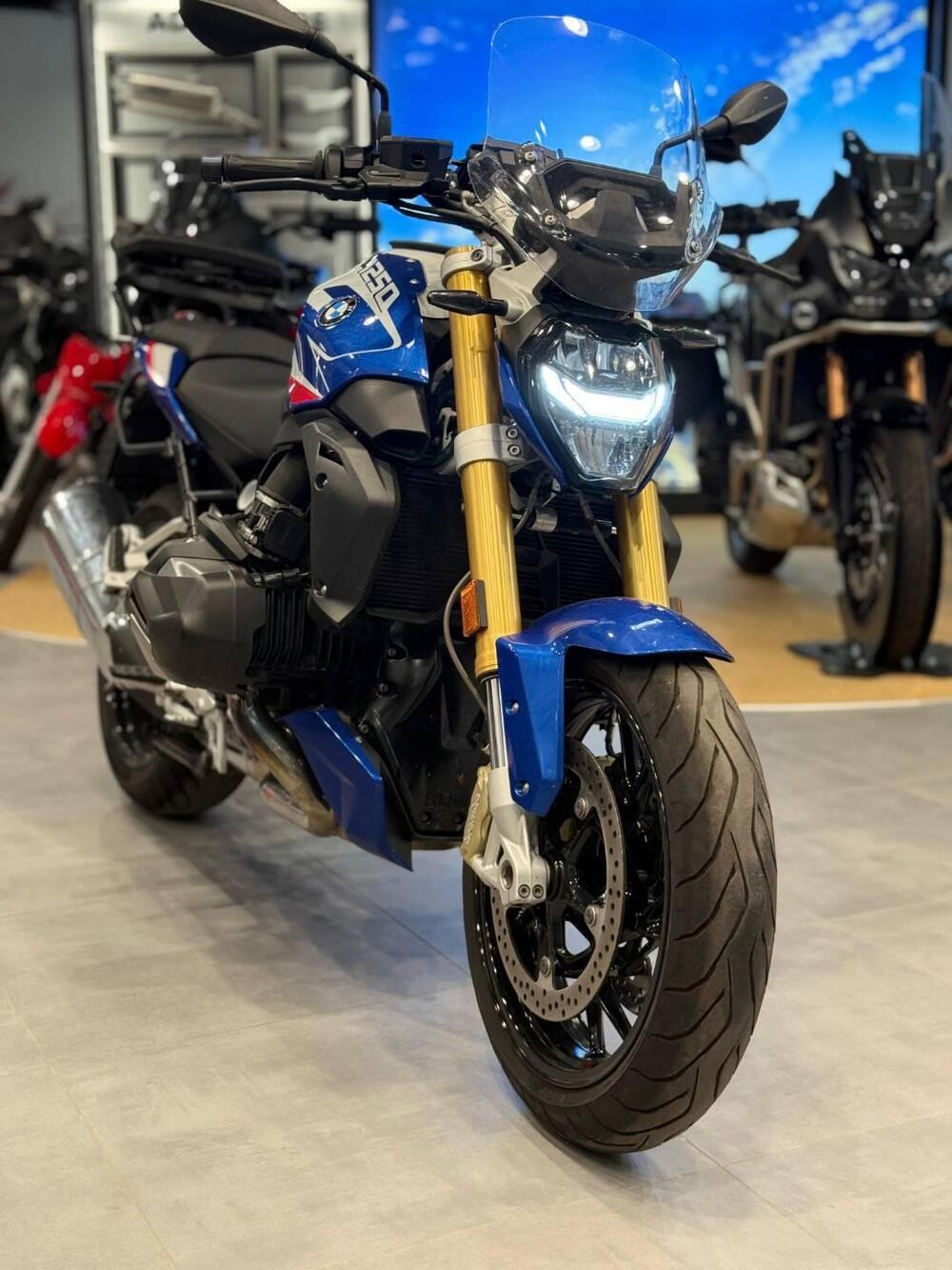 Bmw R 1250 R (2021 - 25) (8)