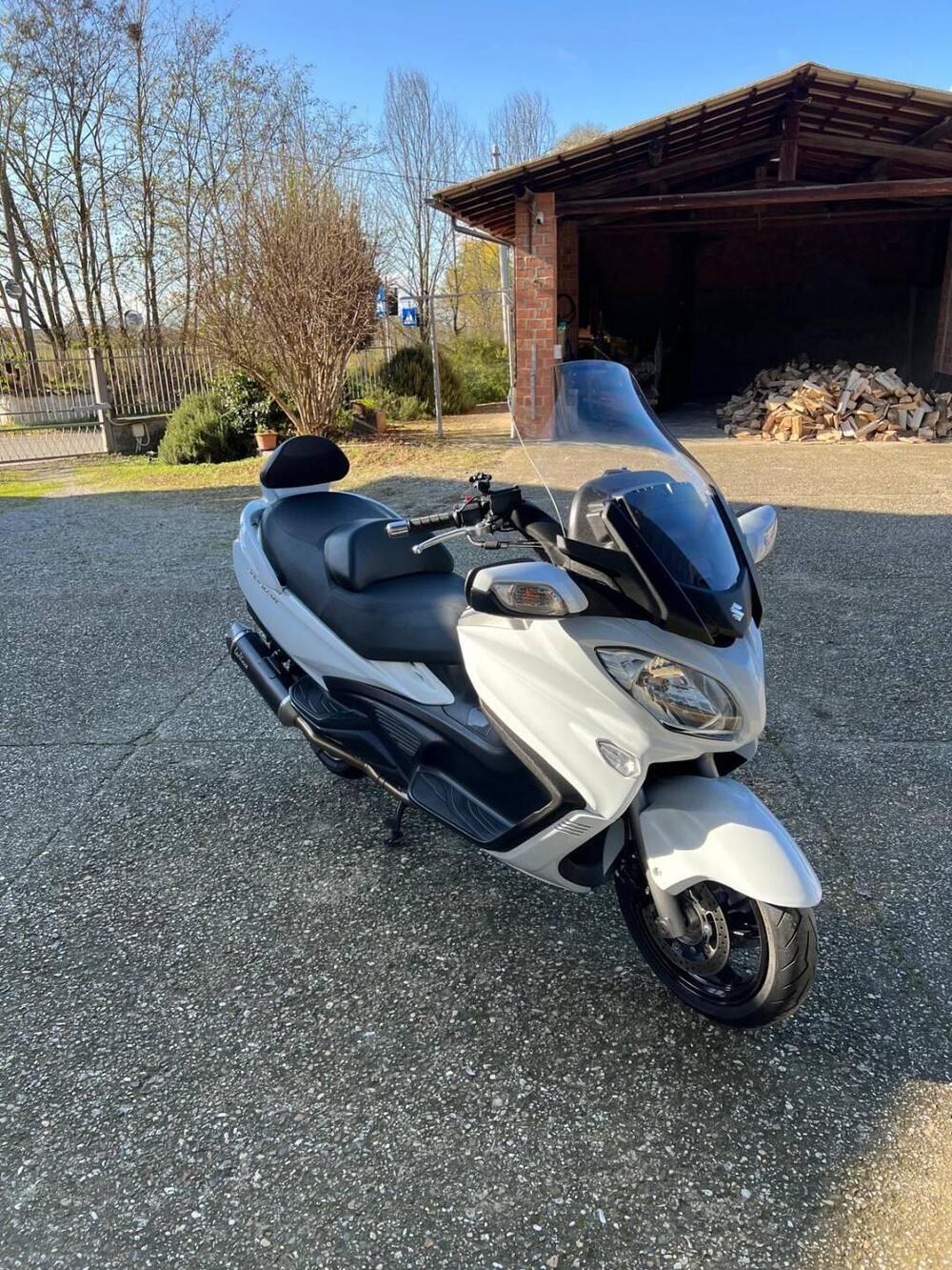 Suzuki Burgman AN 650 Executive ABS (2013 - 17)