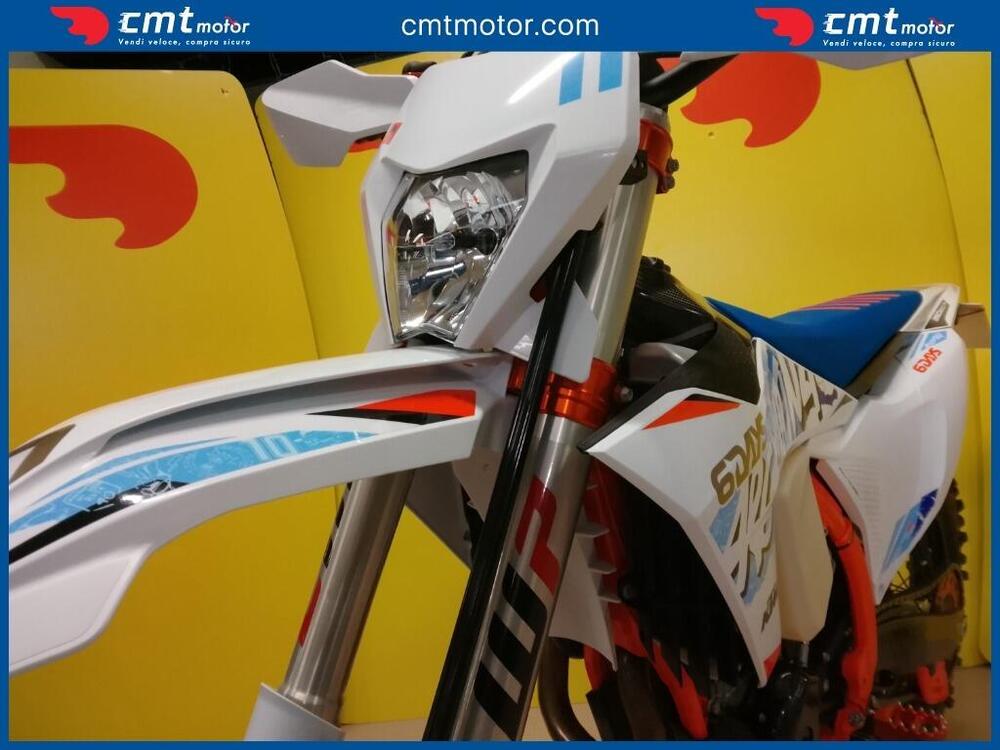 KTM 350 EXC-F Six Days (2025) (6)