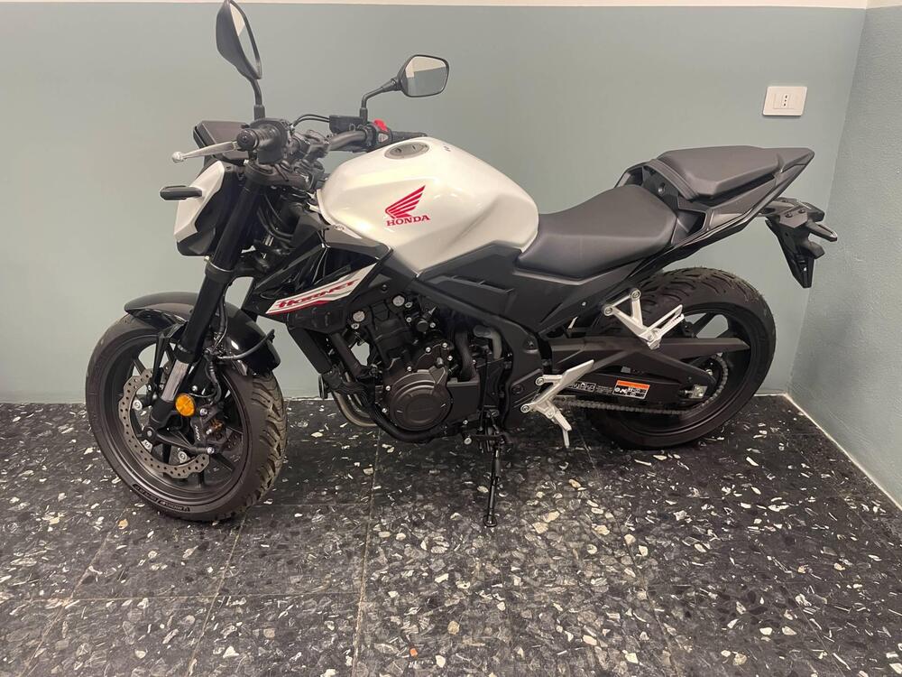 Honda CB 500 Hornet (2024 - 25) (3)