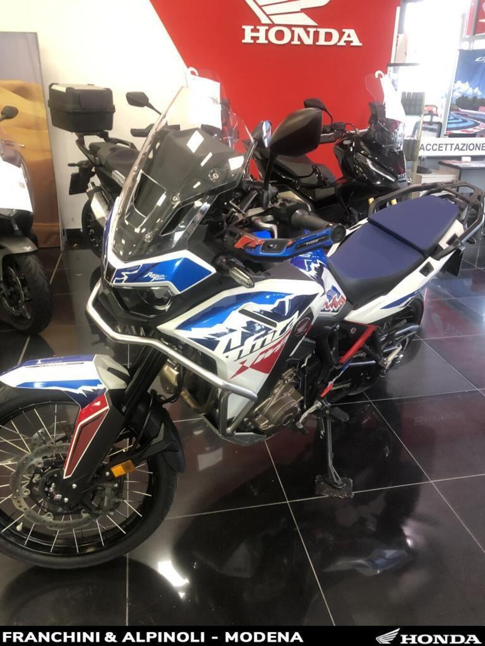 Honda Africa Twin CRF 1100L ES (2024 - 26) (5)
