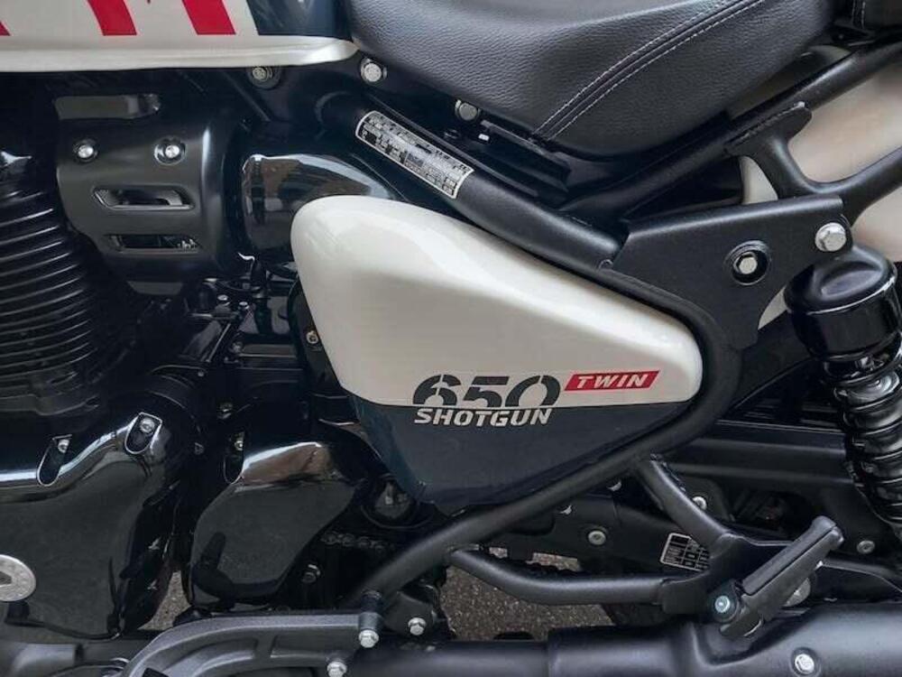Royal Enfield Shotgun 650 (2024 - 25) (16)