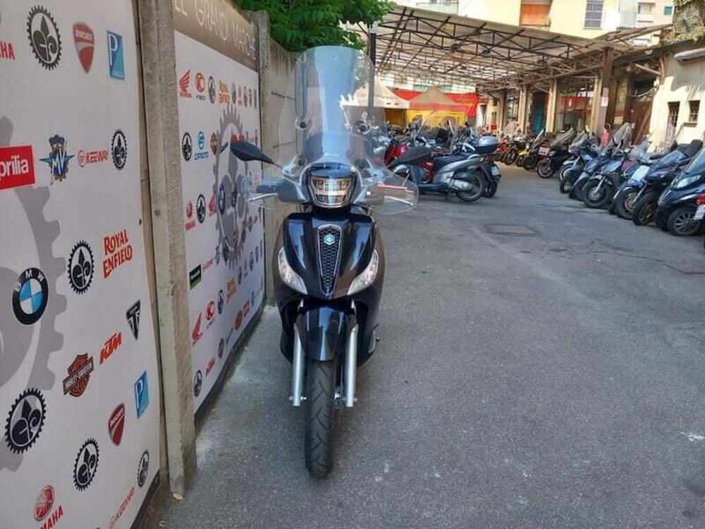Piaggio Medley 150 ABS (2021 - 25) (15)