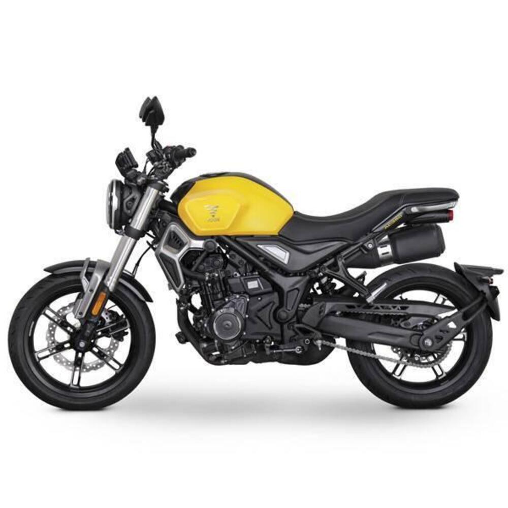 Voge Trofeo 350AC (2022 - 26) (2)