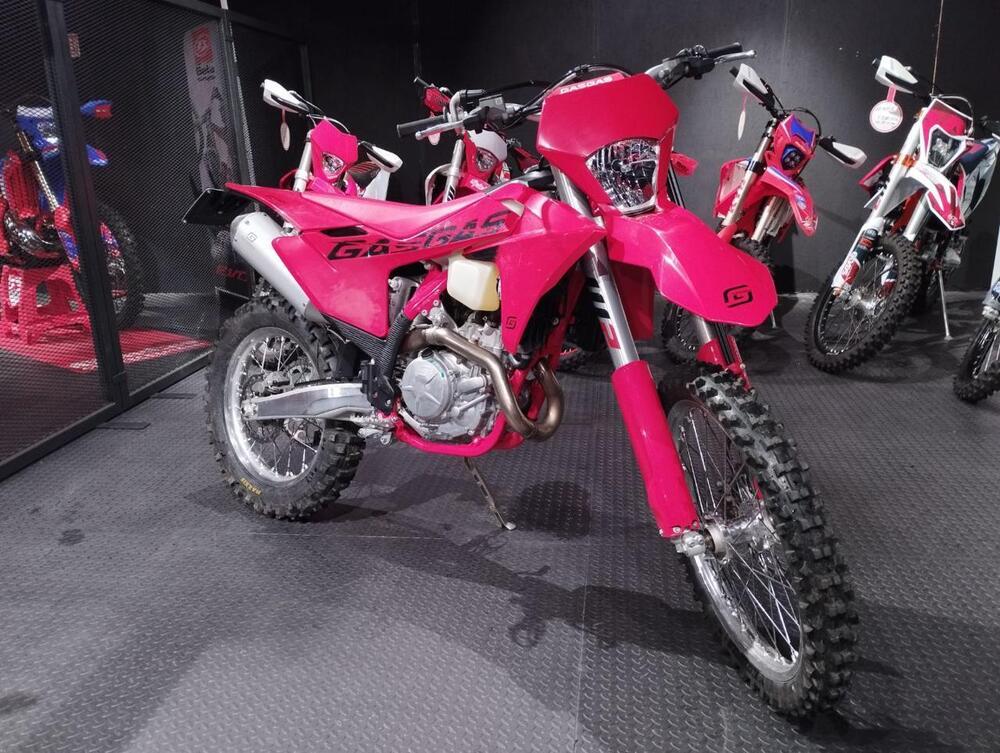 GASGAS EC 450 F (2025) (2)