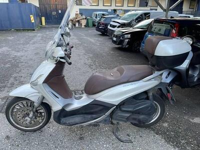 Piaggio Beverly 300 i.e. ABS-ASR (2016 - 20) usata