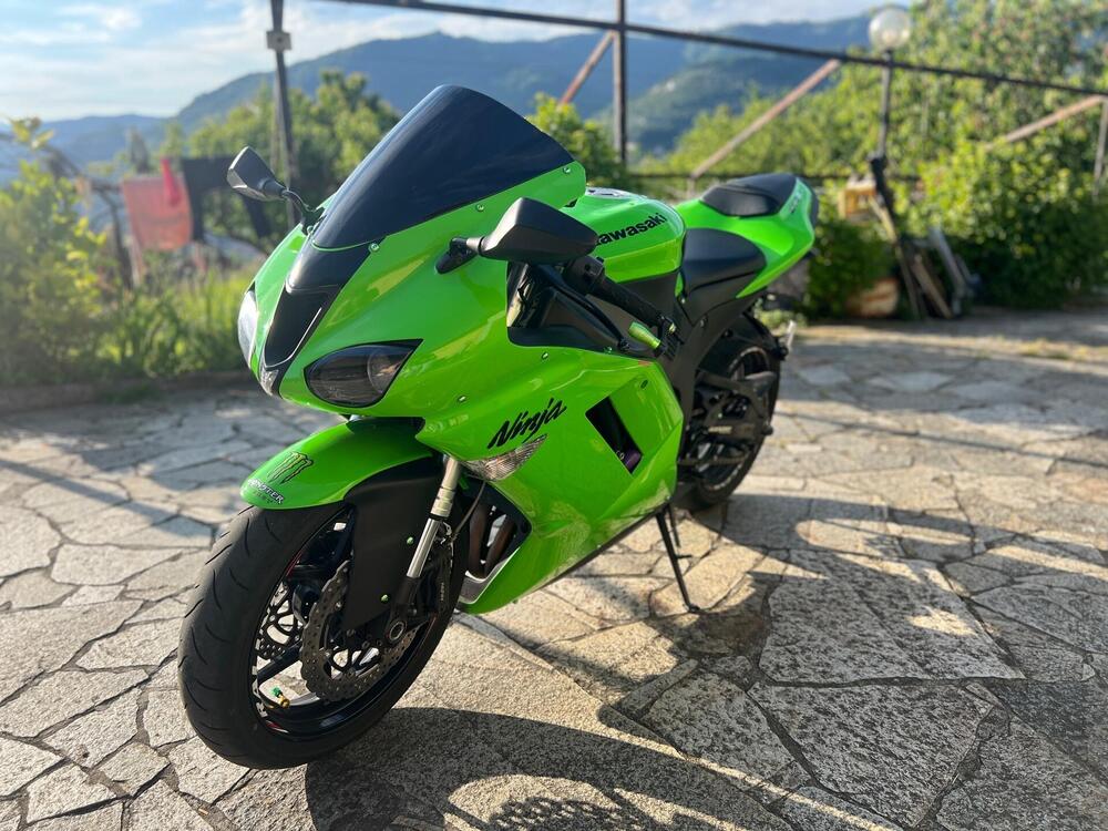 Kawasaki Ninja 600 ZX-6R (2007 - 08) (2)