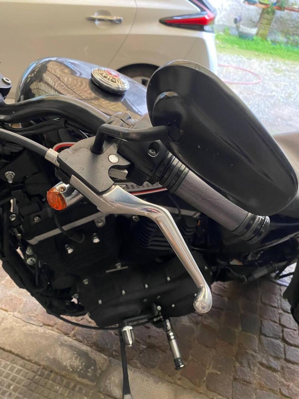 Harley-Davidson 883 R (2008 - 16) - XL 883R (9)