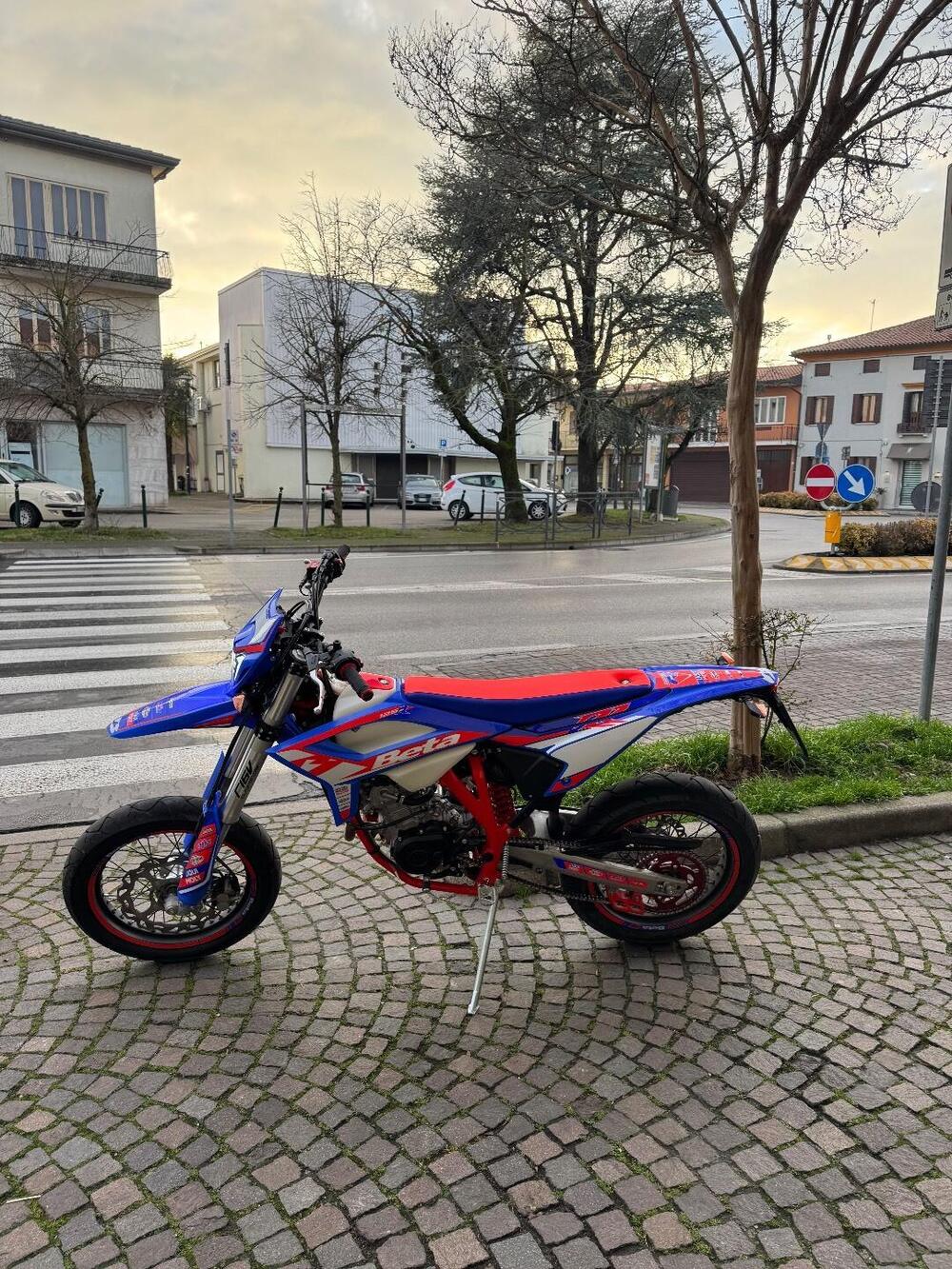 Betamotor RR 125 4T Motard R (2023 - 24) (3)