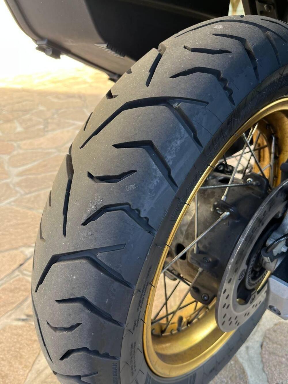 Suzuki V-Strom 650XT (2021 - 25) (3)