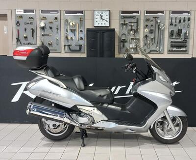 Honda Silver Wing 600 (2001 - 05) usata
