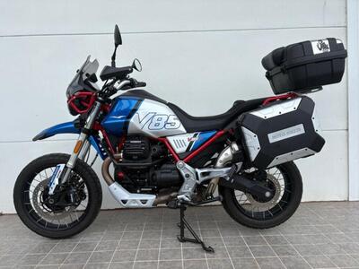 Moto Guzzi V85 TT Evocative Graphics (2021 - 23) usata
