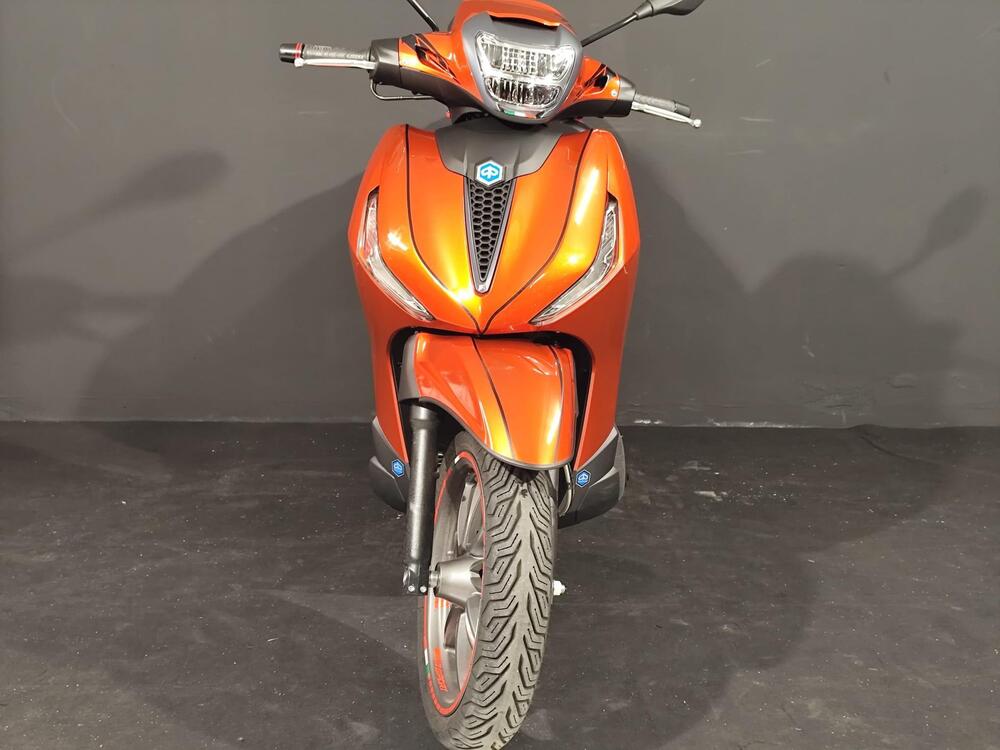 Piaggio Beverly 300 ABS-ASR (2021 - 25) (3)