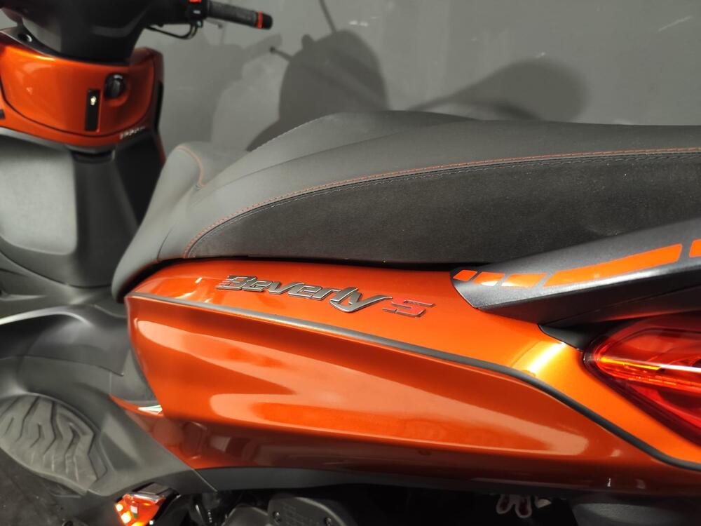 Piaggio Beverly 300 ABS-ASR (2021 - 25) (12)