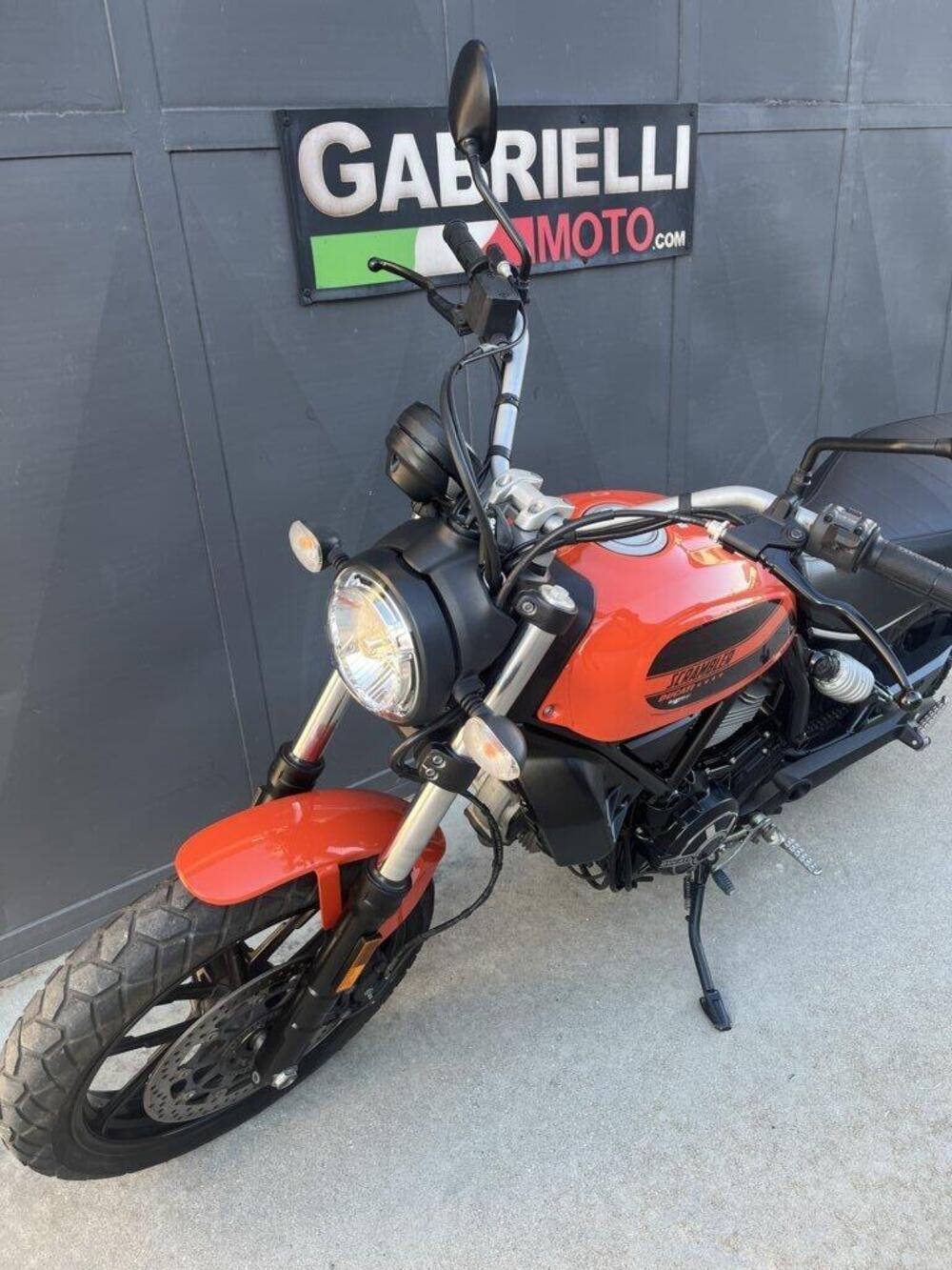 Ducati Scrambler 400 Sixty 2 (2016 - 21) (2)