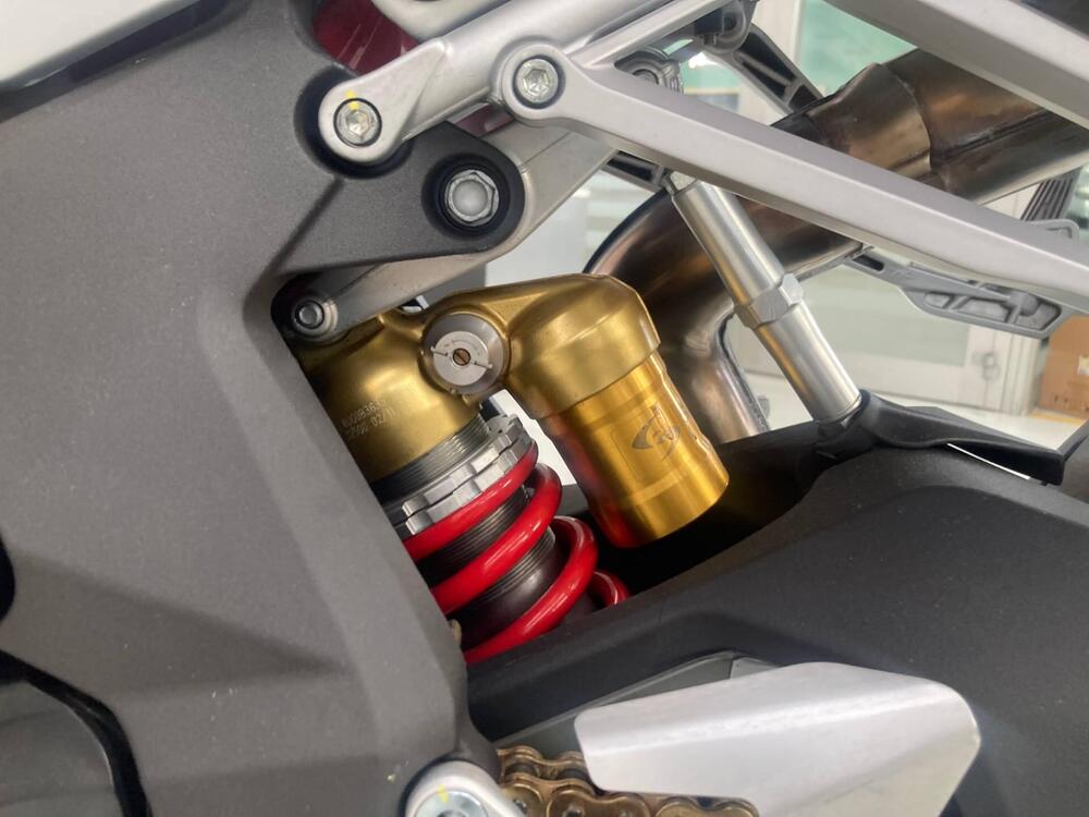 MV Agusta F4 1000 R (2011 - 15) (13)