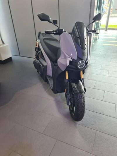 Seat M&Oacute; 125 Performance (2022 - 25) usata