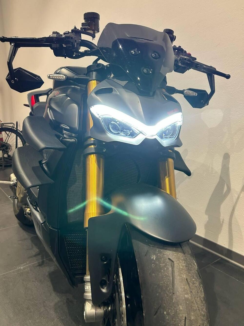 Ducati Streetfighter V4 S (2023 - 24) (5)