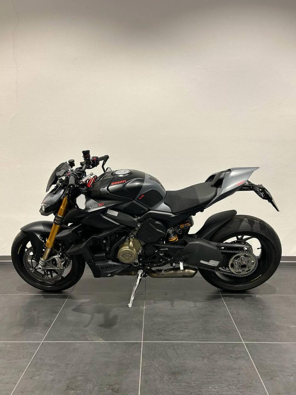 Ducati Streetfighter V4 S (2023 - 24) (2)