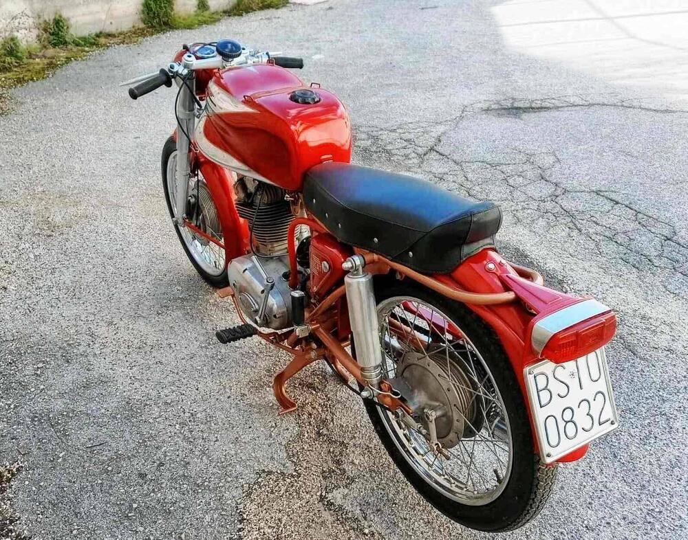 Ducati 200 Elite (5)