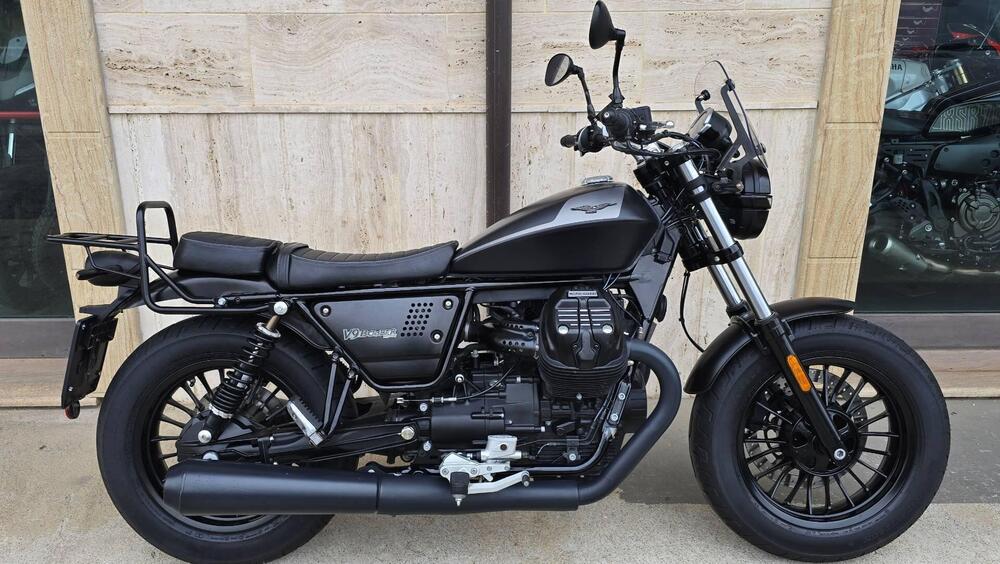 Moto Guzzi V9 Bobber (2018 - 20)