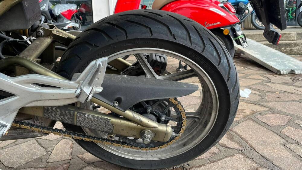 Kawasaki ER-6N (2005 - 08) (4)