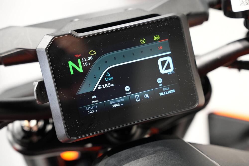 KTM 1390 Super Duke R (2024 - 26) (6)