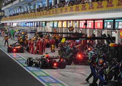 F1. Allarme Pirelli in Qatar, Mario Isola avverte: Ogni set farà solo 25 giri, strategia a doppia sosta inevitabile