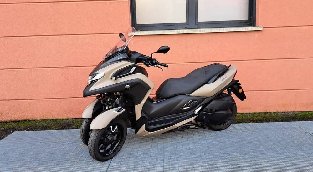 Yamaha Tricity 300 (2021 - 24) (4)