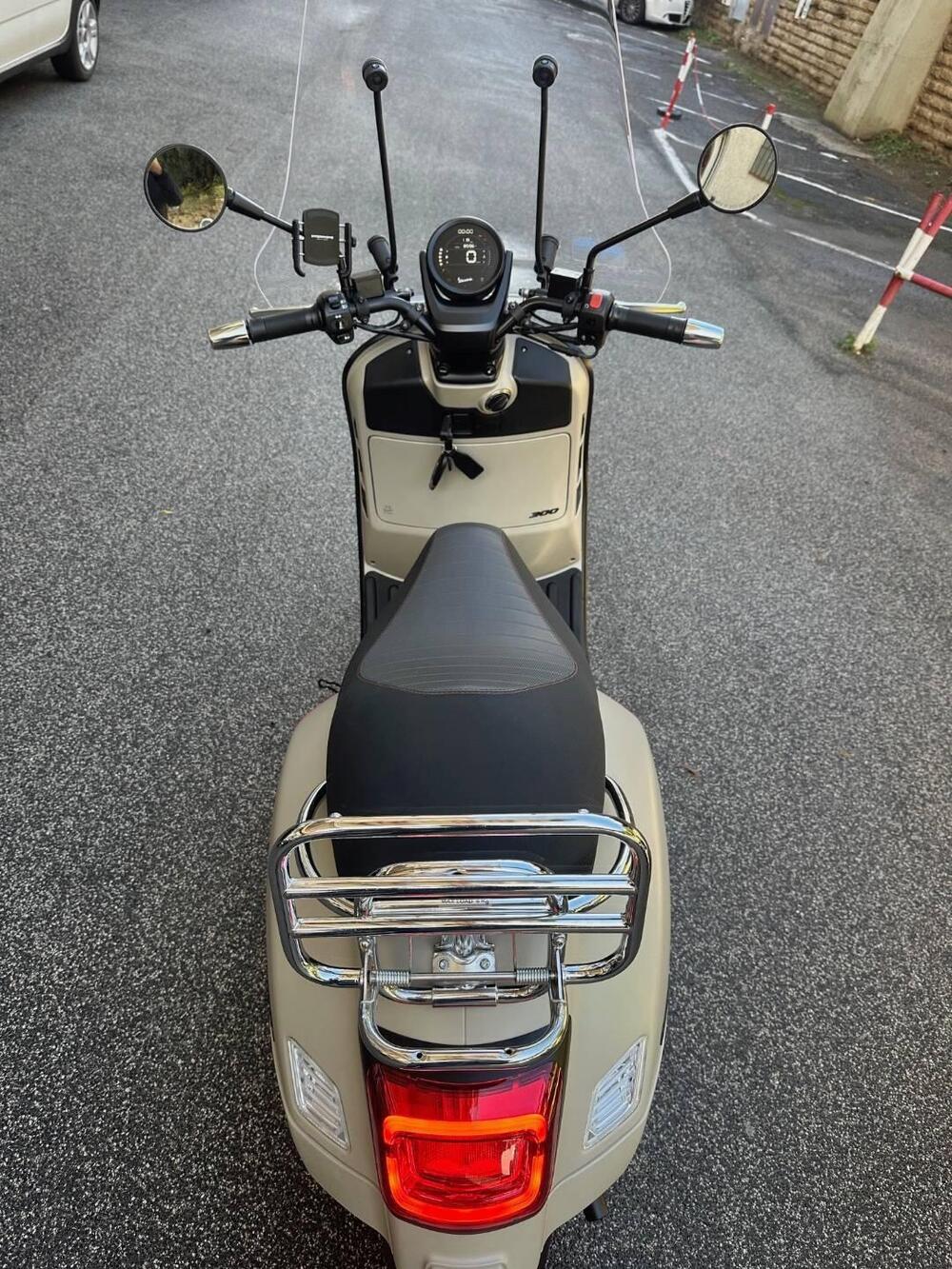 Vespa GTV 300 Hpe (2023 - 25) (7)