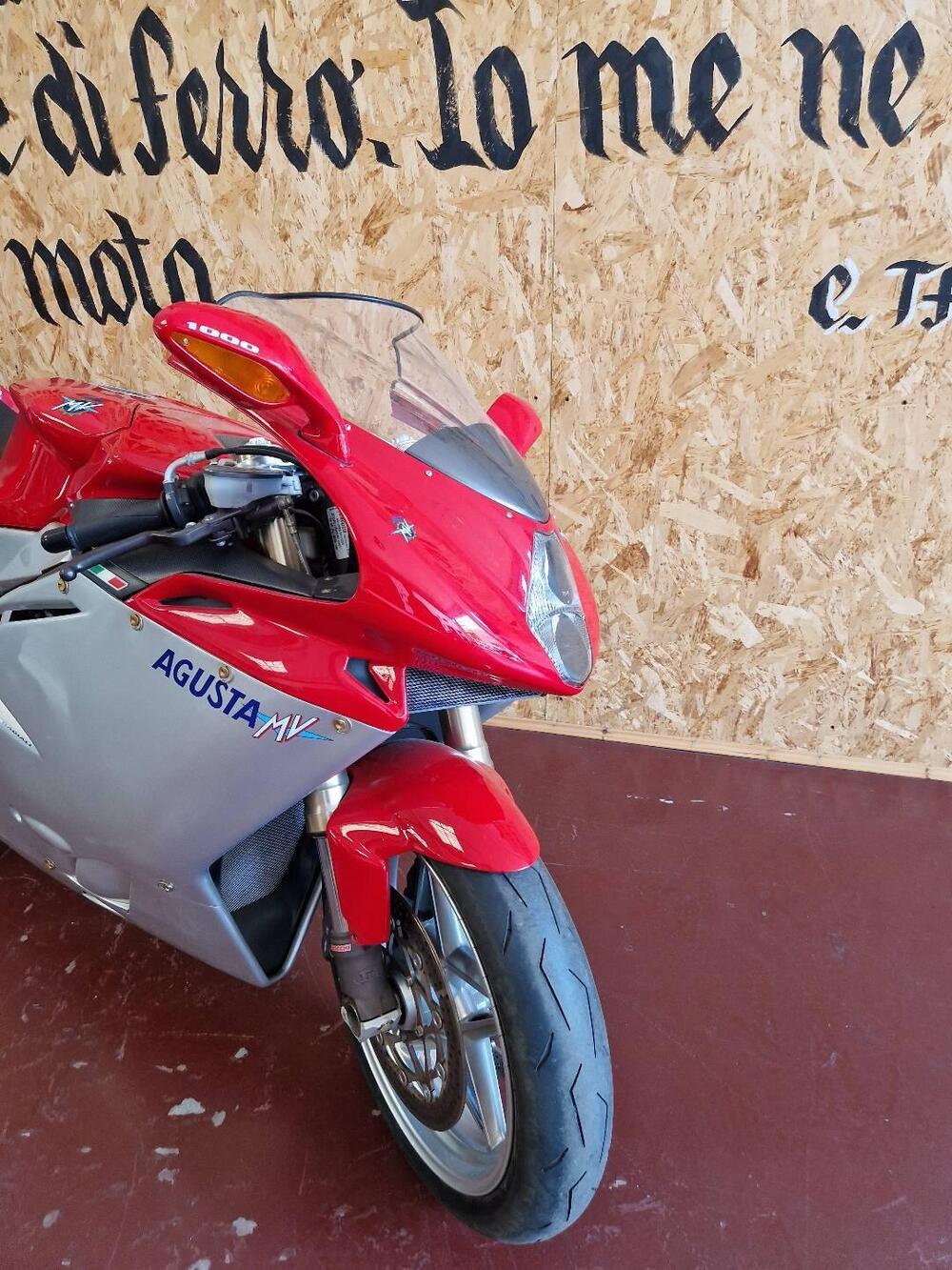 MV Agusta F4 1000 S 1+1 (2004 - 06) (6)