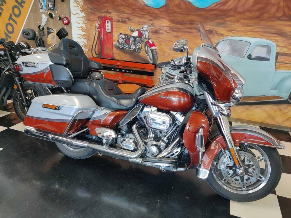 Harley-Davidson 1690 Electra Glide Ultra Limited (2014 - 15) - FLHTK (2)